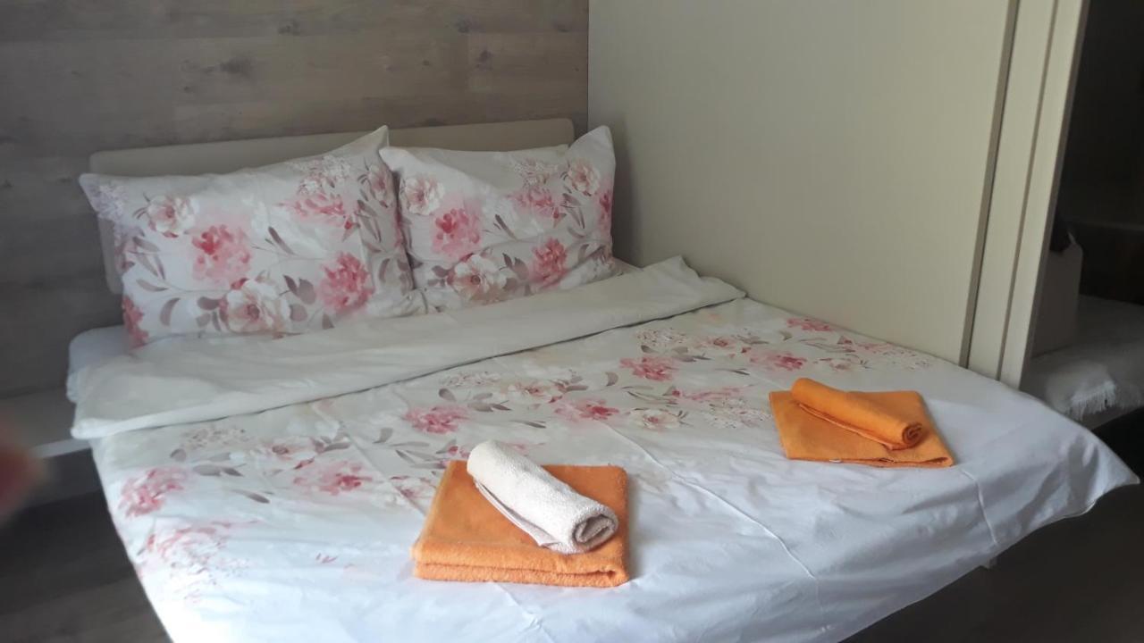 Utulny A Romanticky Apartman Rokytnice 로끼뜨니쩨나드이제로우 외부 사진